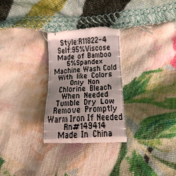 Johnny Was colorful knit Panya Swing Tunic top flowers butterflies 3/4 sleeves - Picture 5 of 5